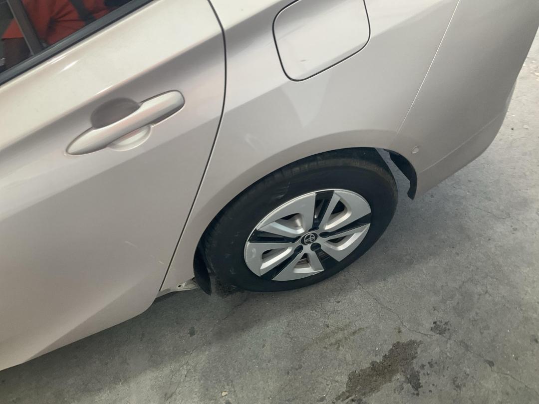 Photo '17' of Toyota Prius Photo '17' of Toyota Prius