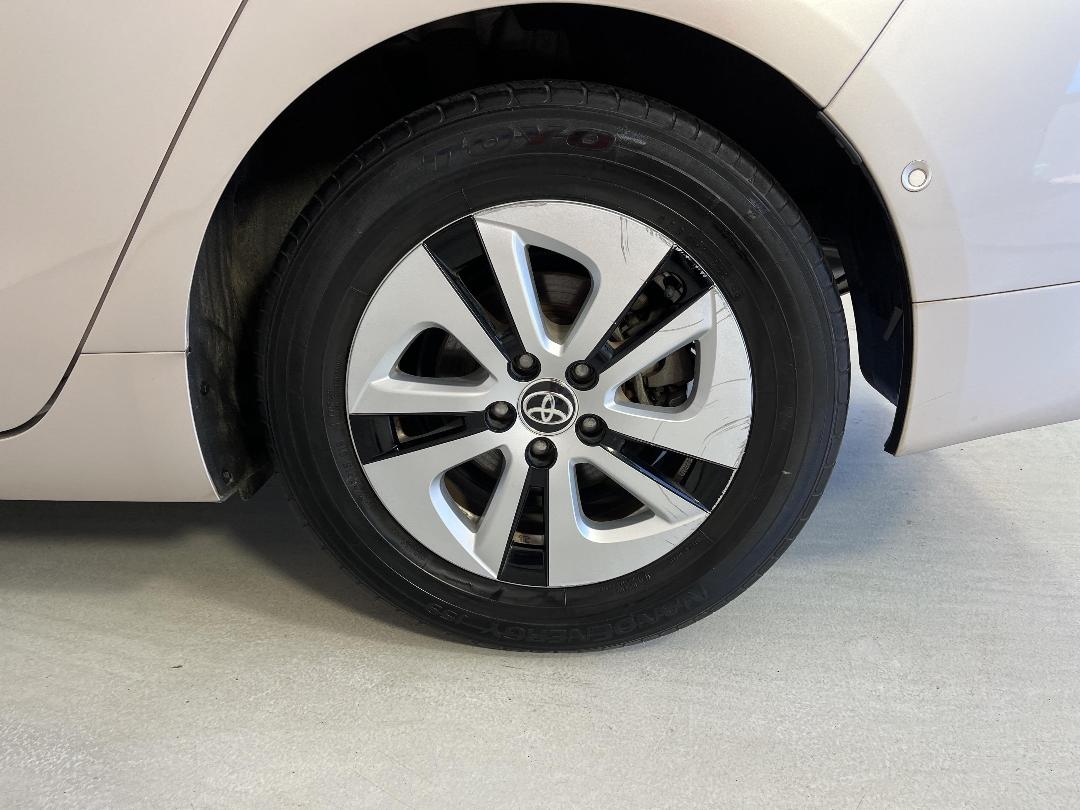 Photo '11' of Toyota Prius Photo '11' of Toyota Prius