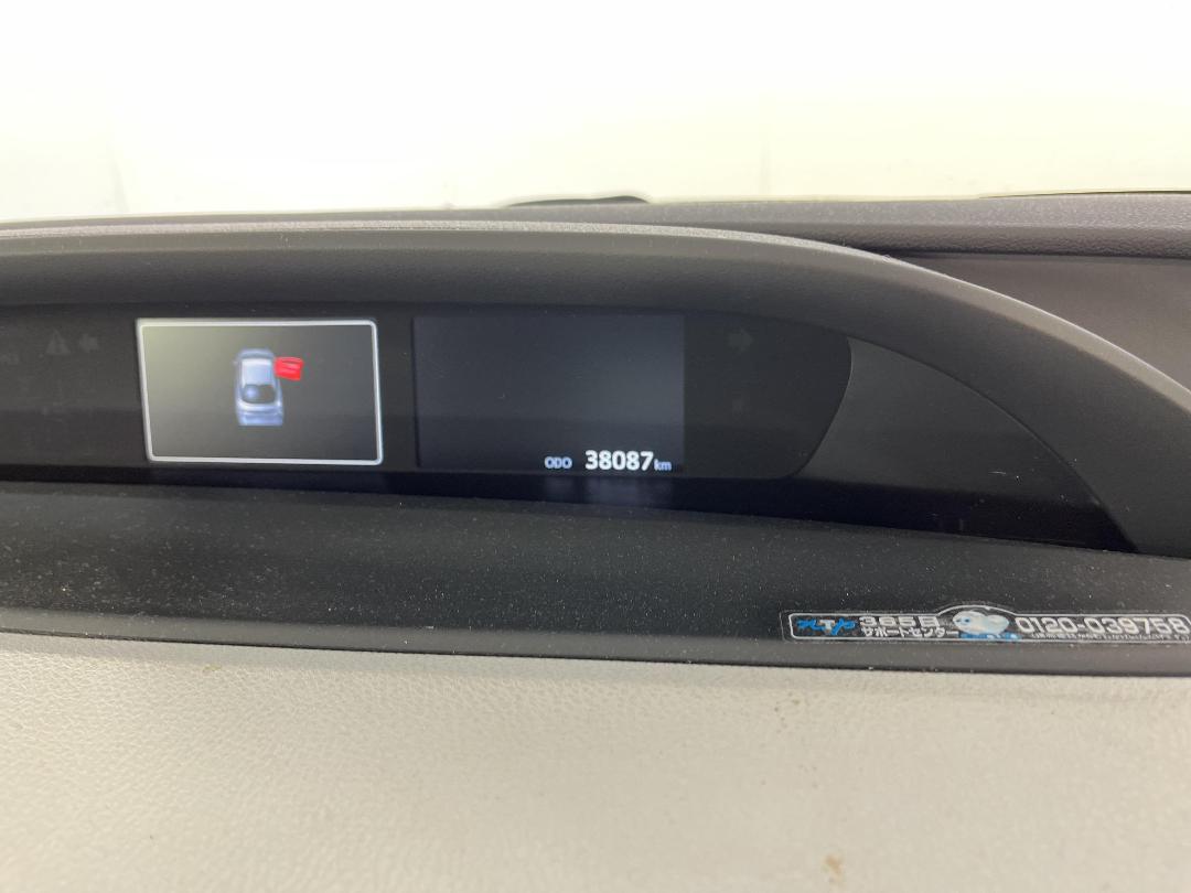 Photo '21' of Toyota Prius Photo '21' of Toyota Prius