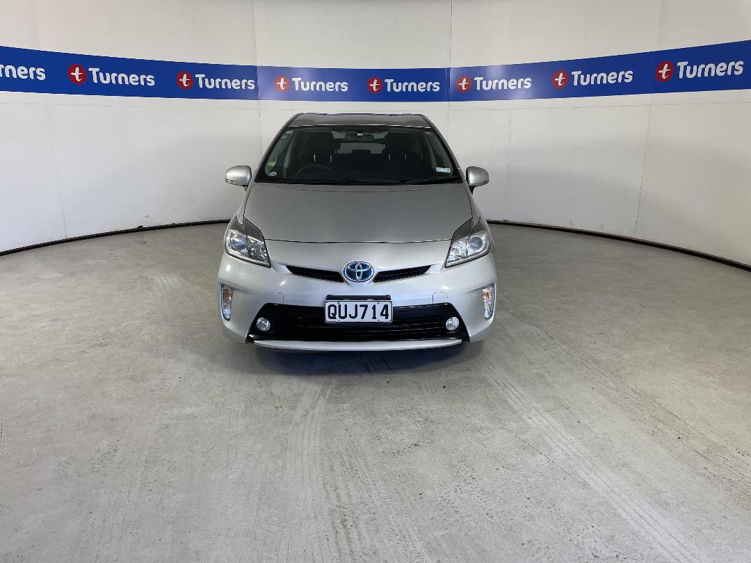 Photo '2' of Toyota Prius