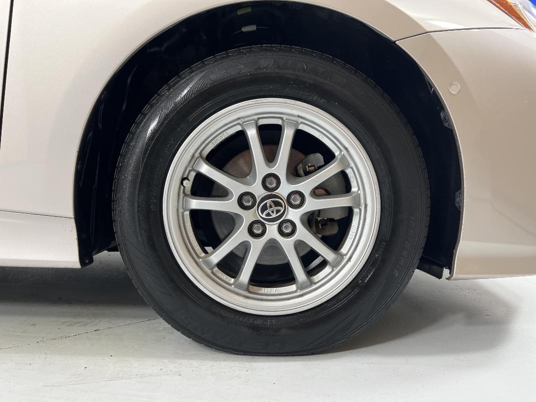 Photo '9' of Toyota Prius