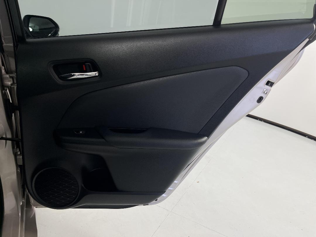 Photo '19' of Toyota Prius