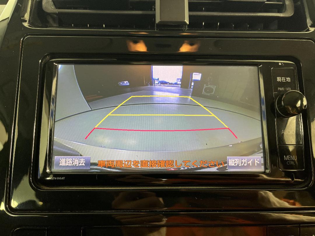 Photo '27' of Toyota Prius