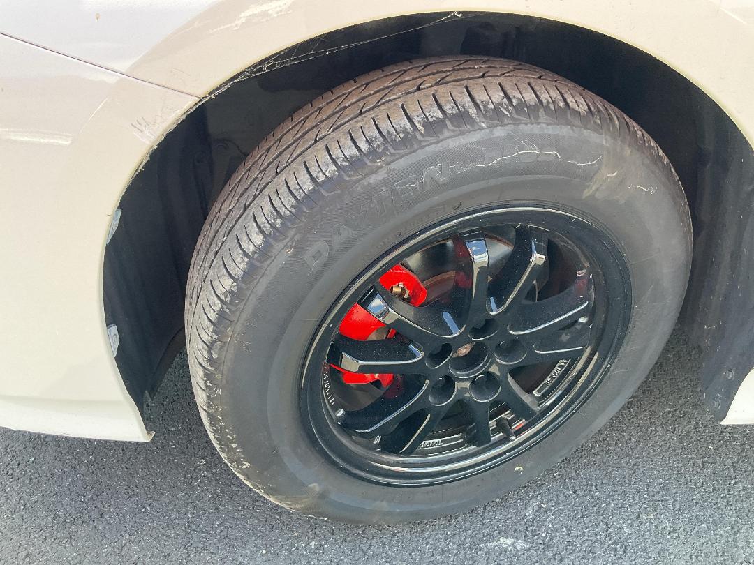 Photo '11' of Toyota Prius