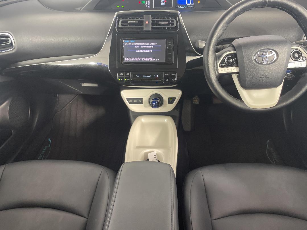 Photo '18' of Toyota Prius