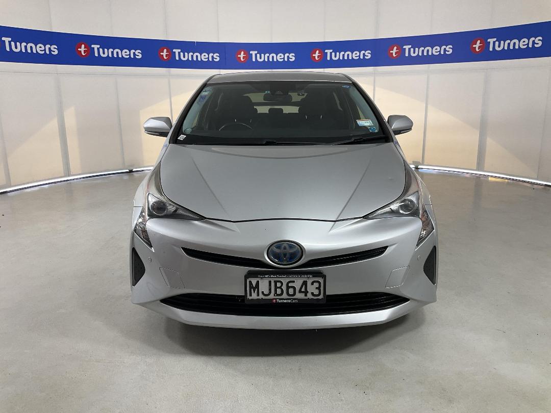 Photo '2' of Toyota Prius
