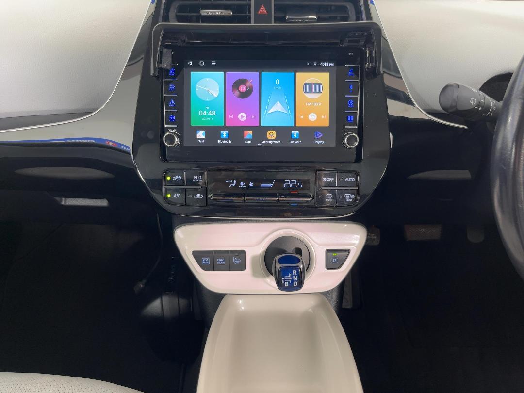 Photo '18' of Toyota Prius