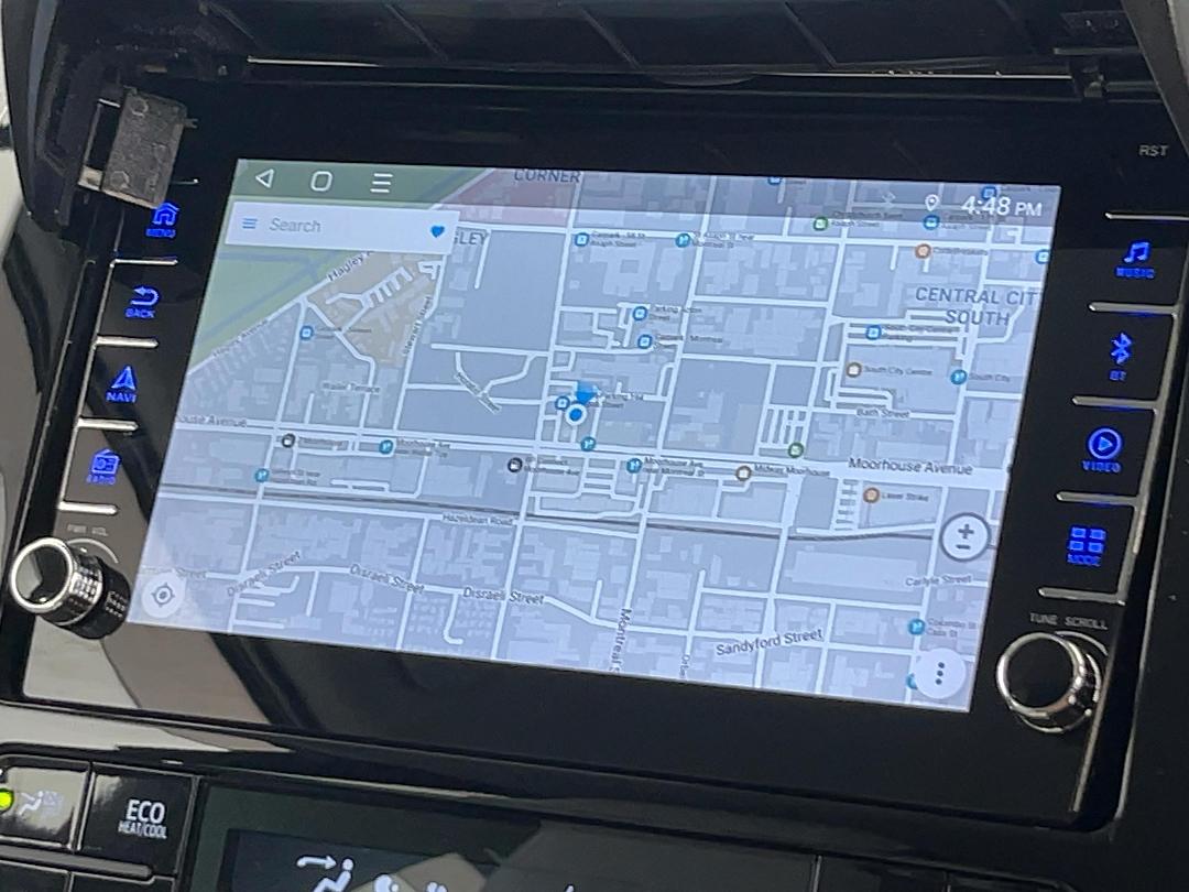 Photo '28' of Toyota Prius