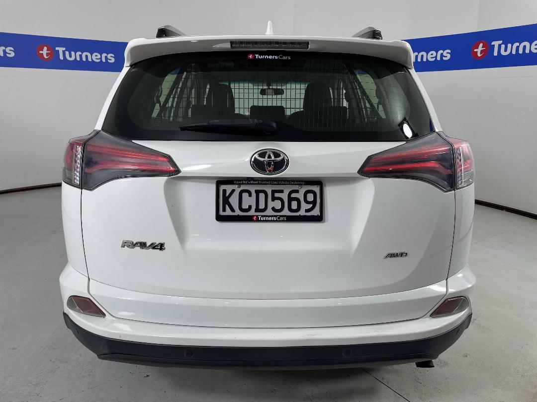 Photo '6' of Toyota Rav4 Photo '6' of Toyota Rav4