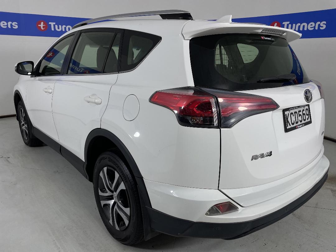 Photo '5' of Toyota Rav4 Photo '5' of Toyota Rav4