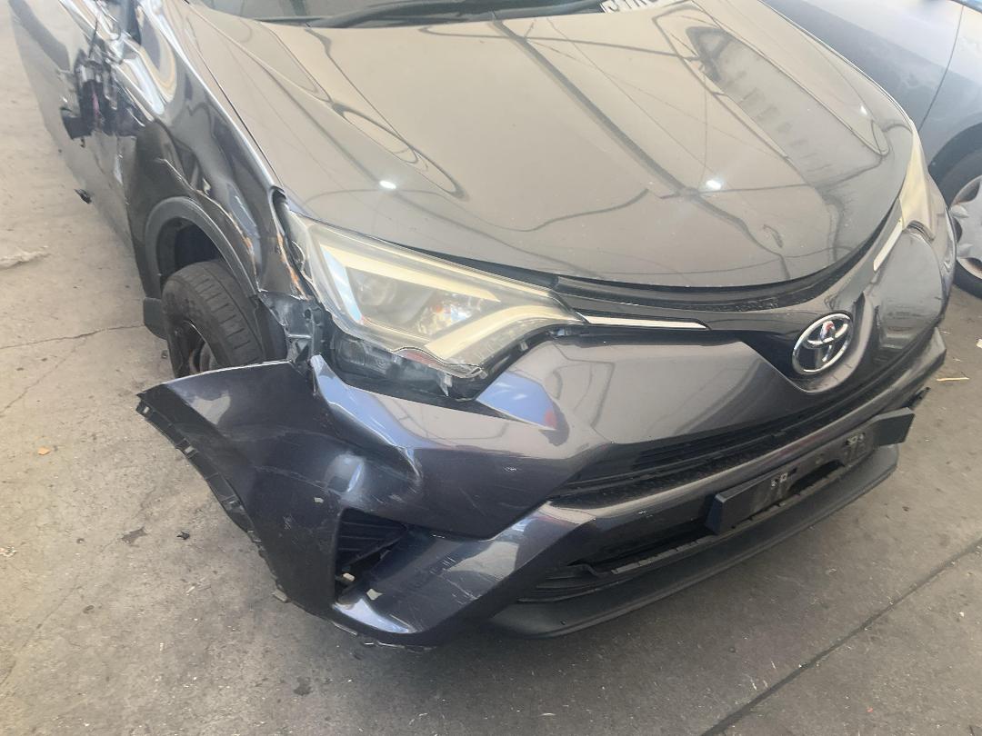 Photo '5' of Toyota Rav4 GX SUV