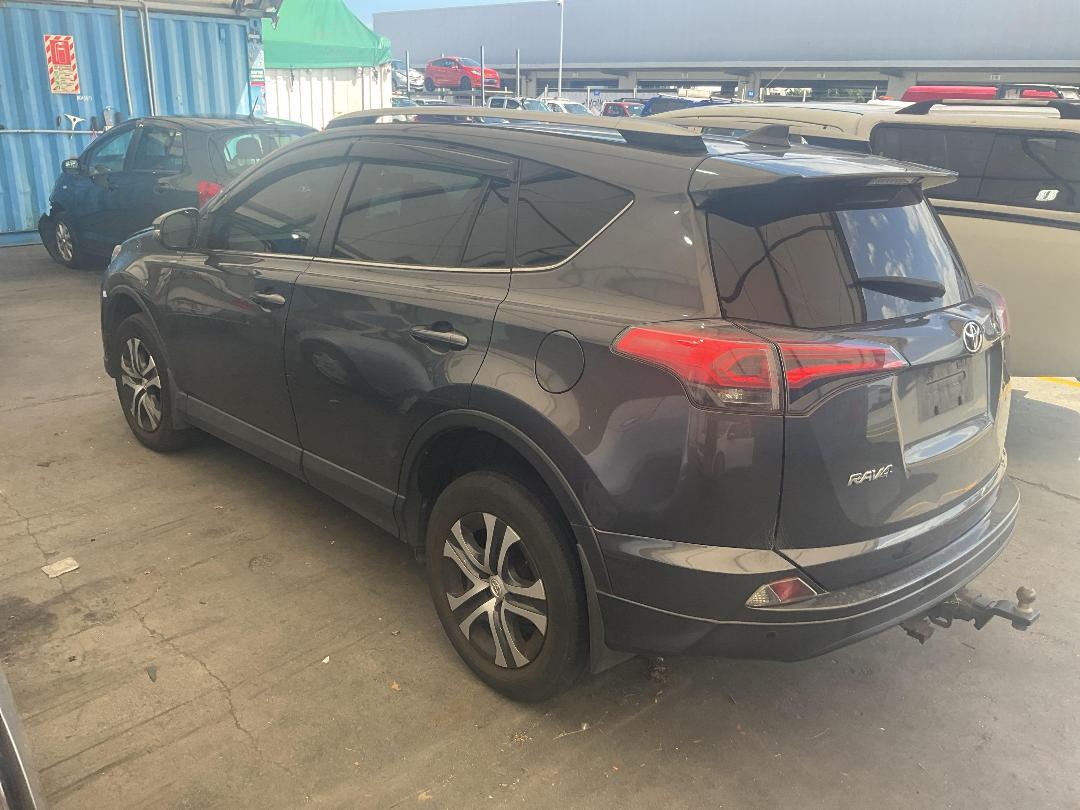 Photo '13' of Toyota Rav4 GX SUV