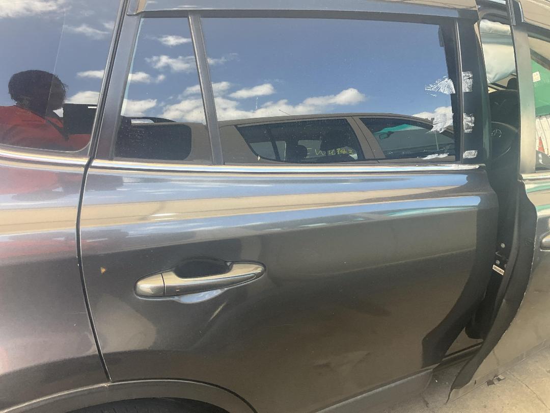 Photo '18' of Toyota Rav4 GX SUV