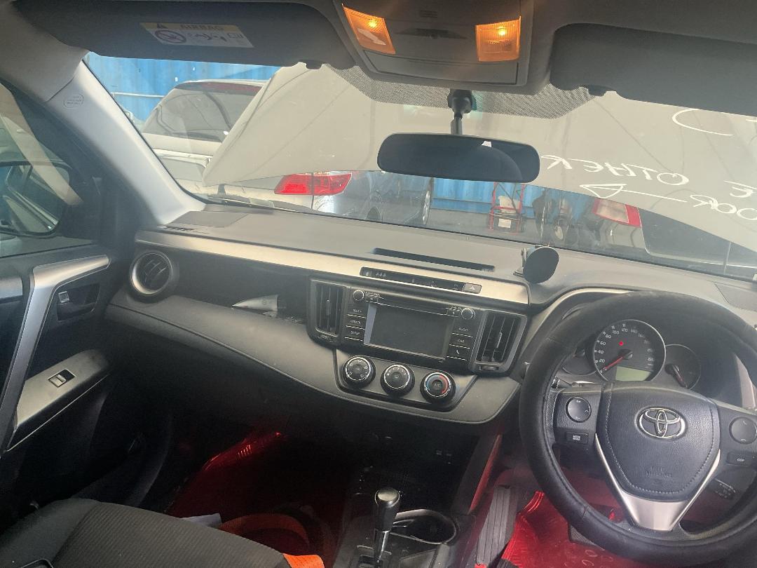 Photo '25' of Toyota Rav4 GX SUV