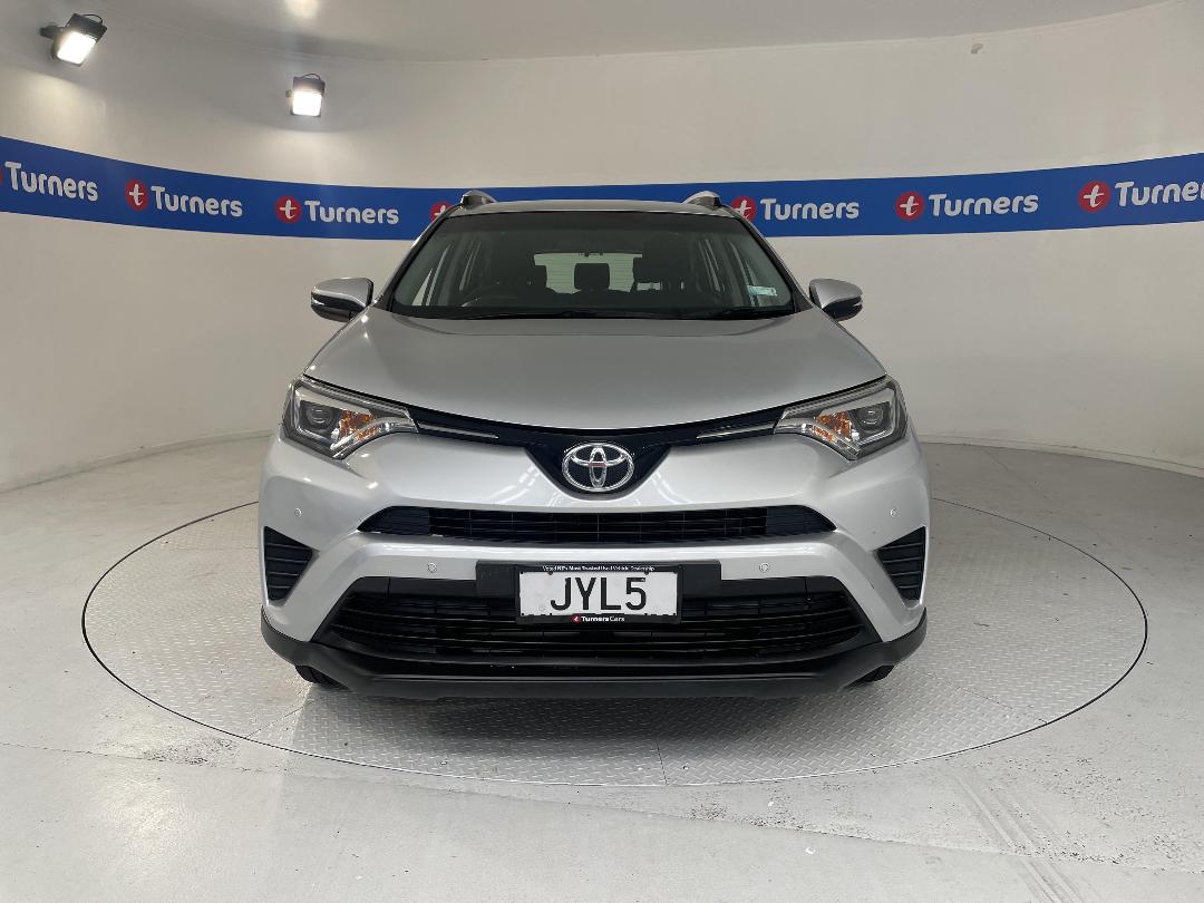 Photo '2' of Toyota Rav4