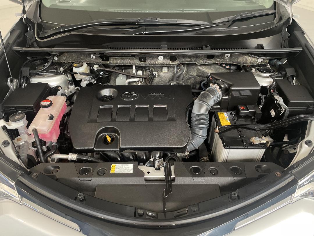 Photo '13' of Toyota Rav4