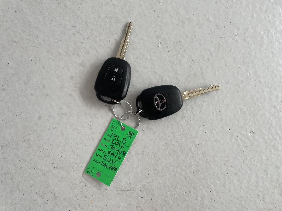 Photo '22' of Toyota Rav4