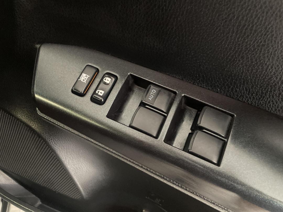 Photo '24' of Toyota Rav4