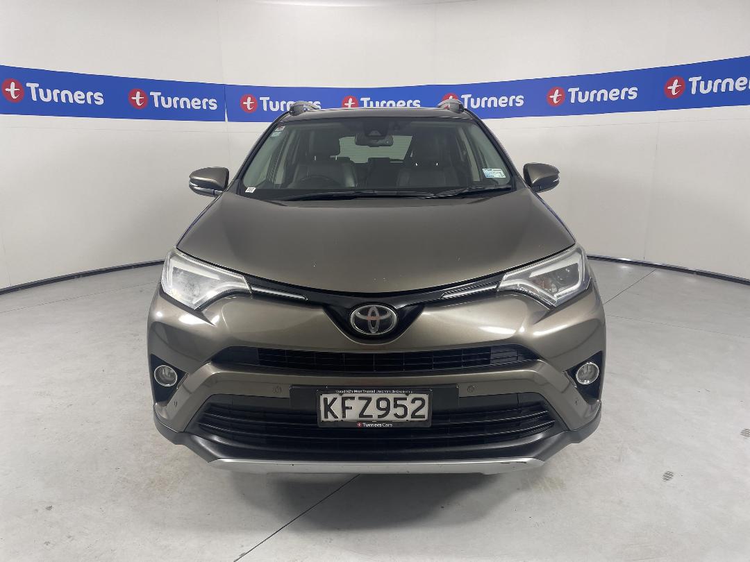 Photo '2' of Toyota Rav4
