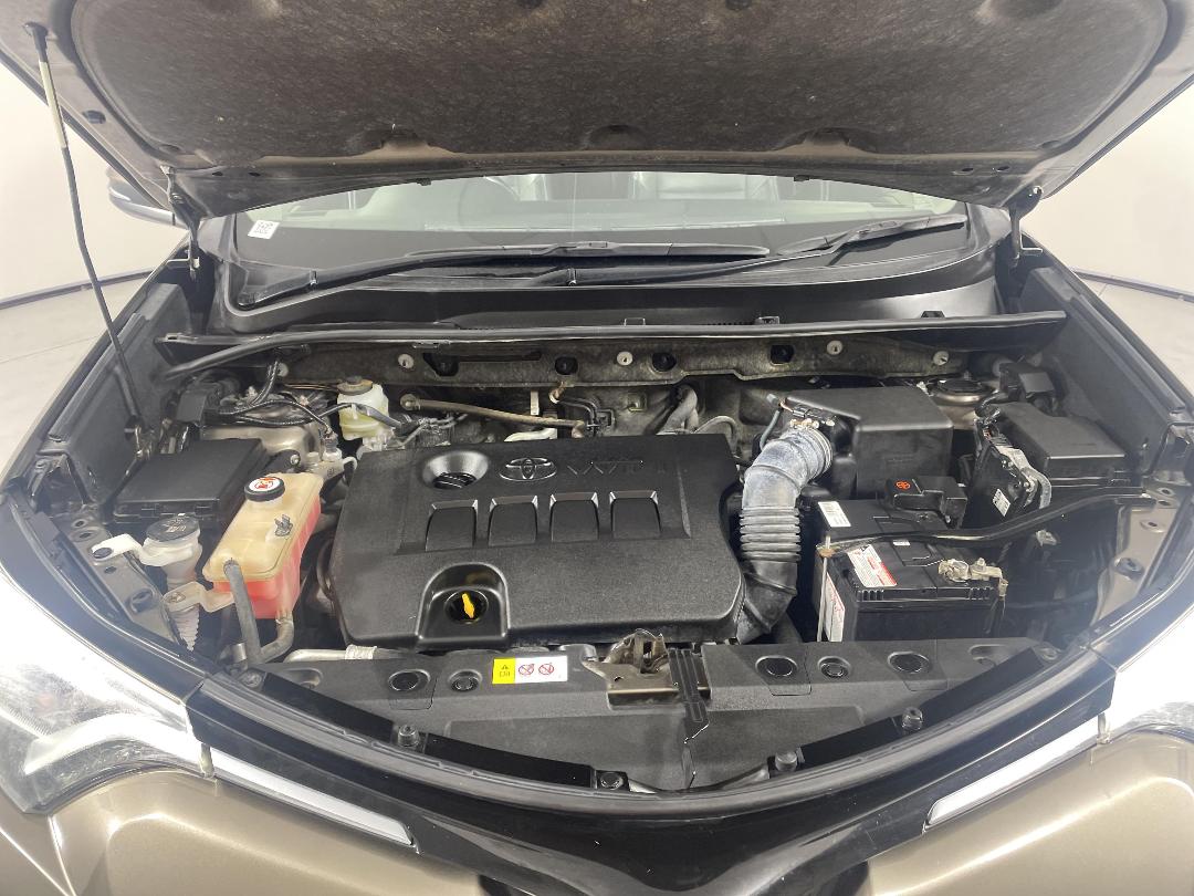 Photo '13' of Toyota Rav4