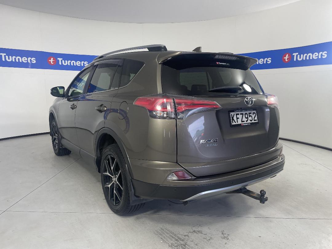 Photo '5' of Toyota Rav4