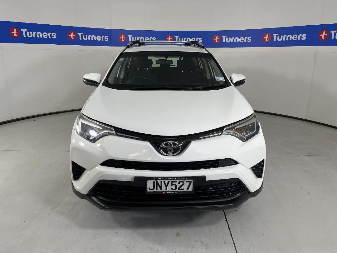 Photo '2' of Toyota Rav4