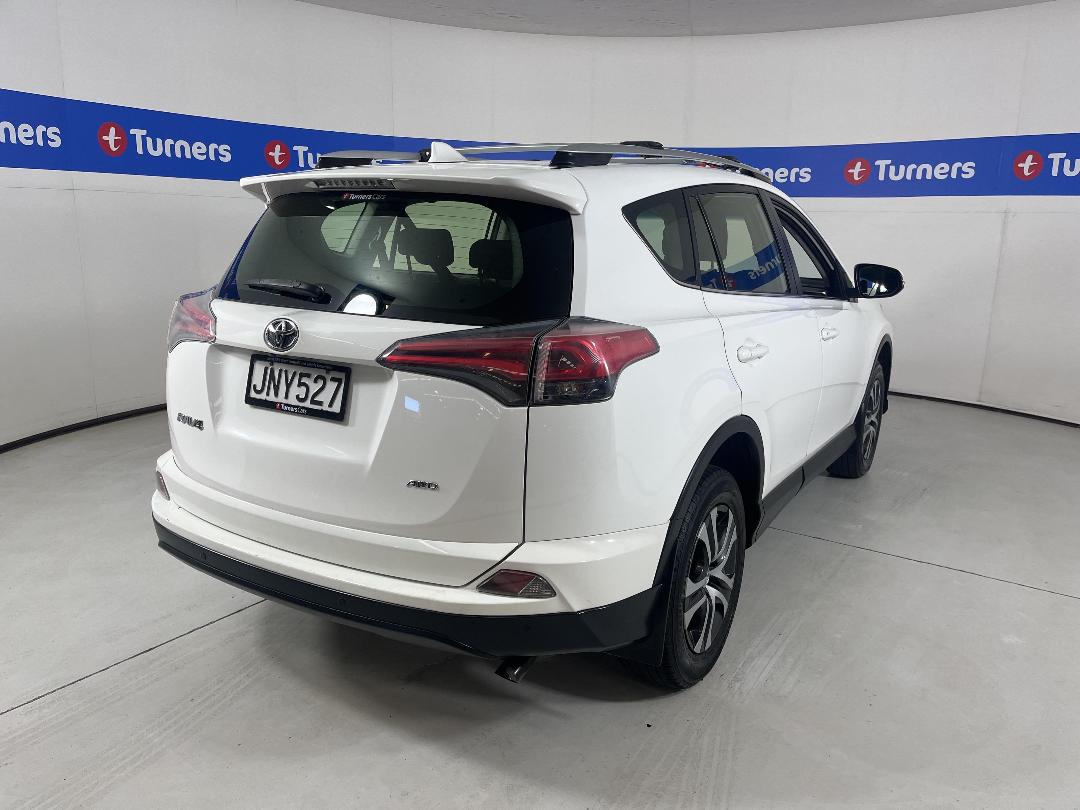 Photo '7' of Toyota Rav4