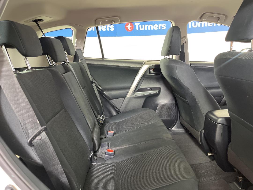 Photo '20' of Toyota Rav4