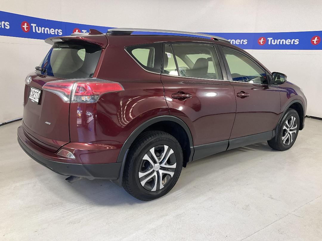 Photo '7' of Toyota Rav4