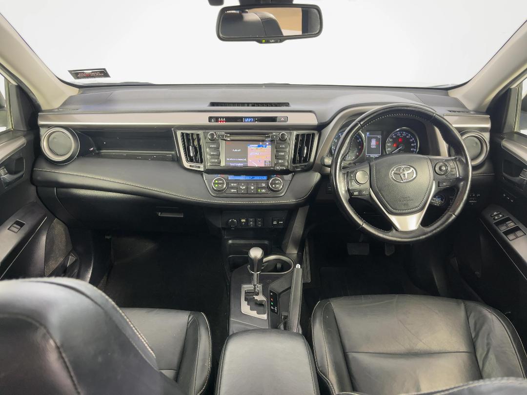 Photo '17' of Toyota Rav4