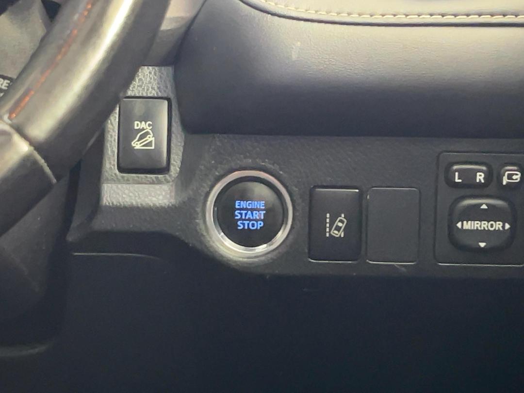 Photo '30' of Toyota Rav4