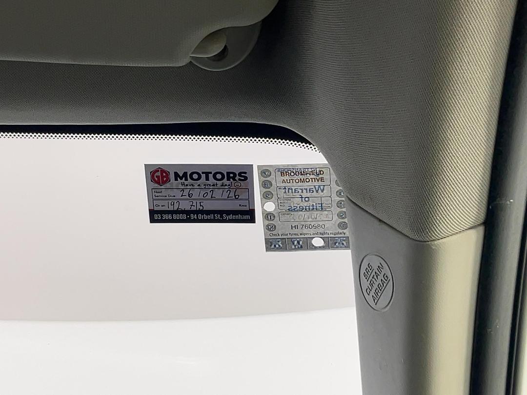 Photo '32' of Toyota Rav4