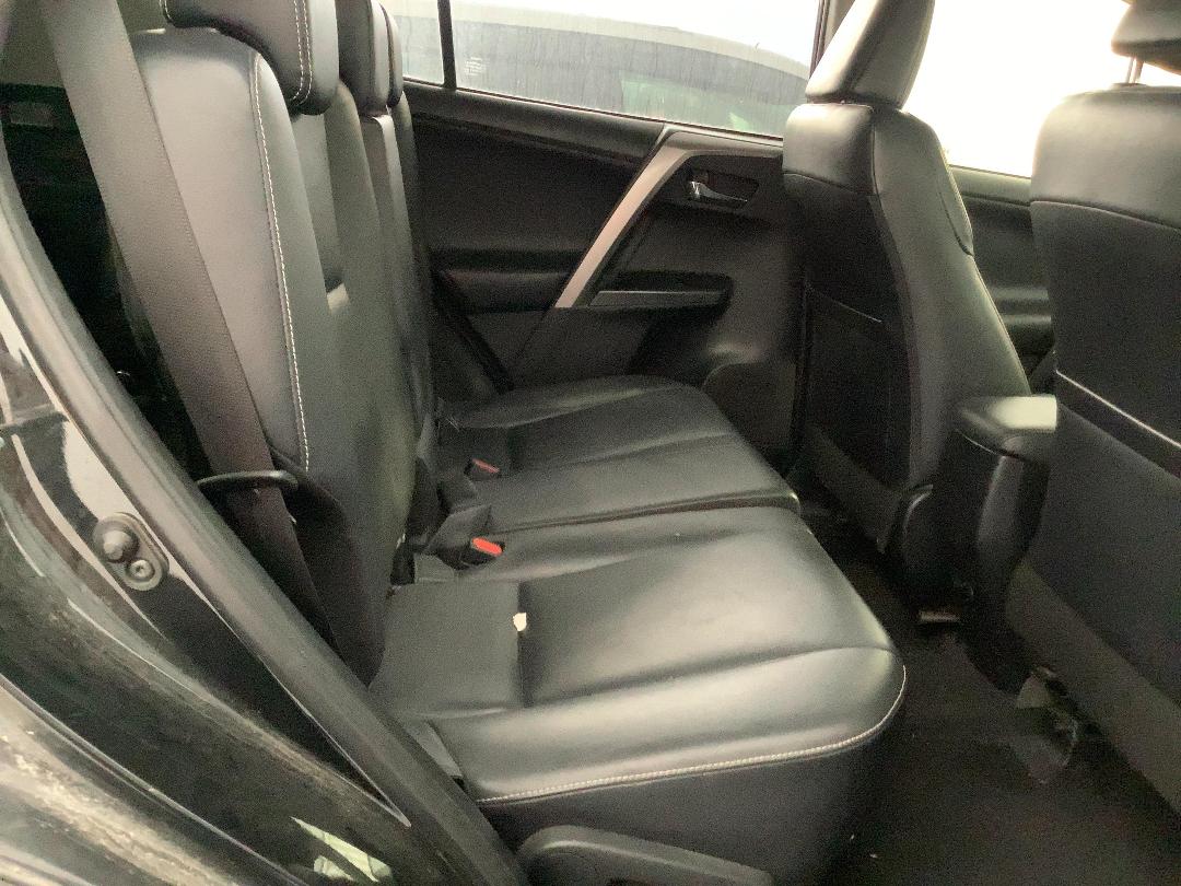 Photo '9' of Toyota Rav4 LTD SUV