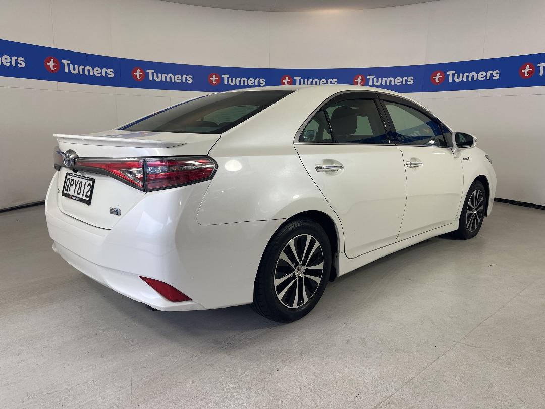 Photo '7' of Toyota SAI Photo '7' of Toyota SAI