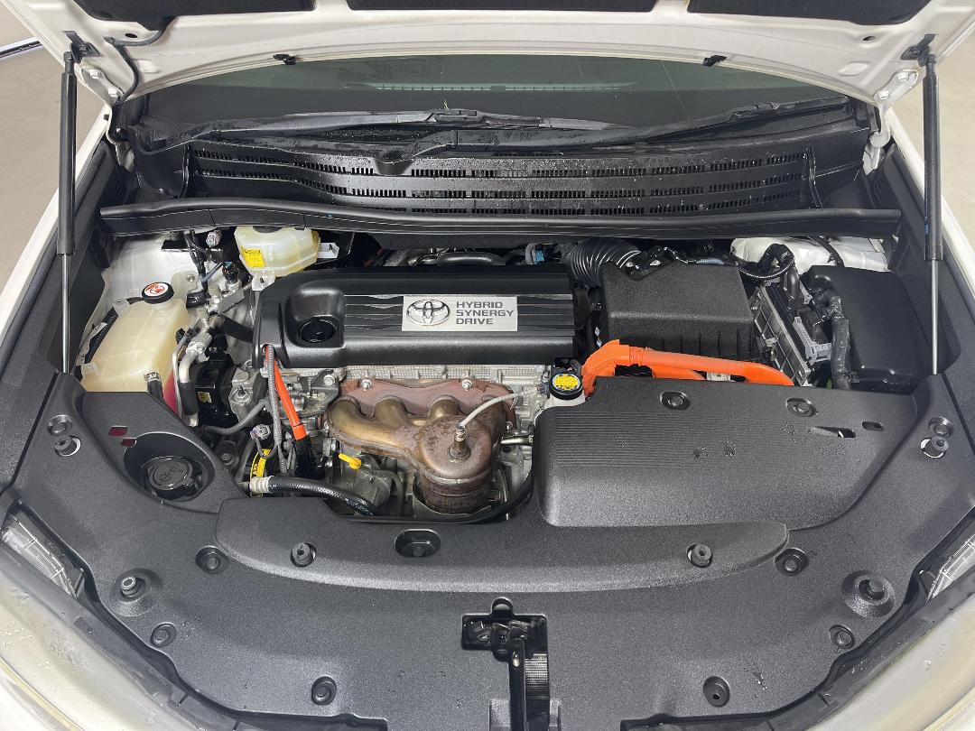 Photo '13' of Toyota SAI Photo '13' of Toyota SAI