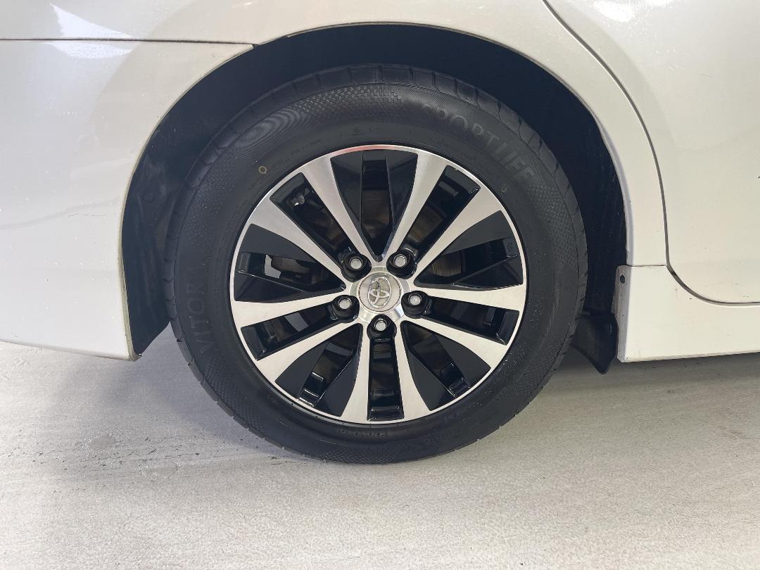 Photo '12' of Toyota SAI Photo '12' of Toyota SAI