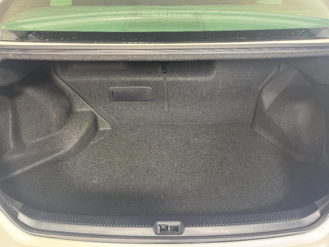 Photo '14' of Toyota SAI Photo '14' of Toyota SAI