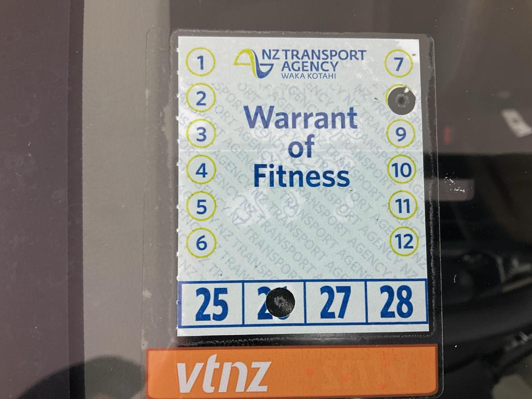 Photo '22' of Toyota Sienta