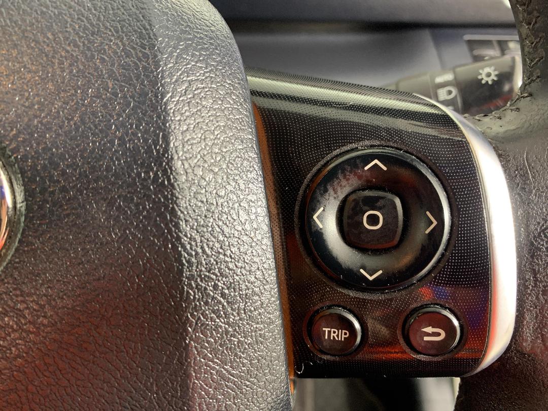 Photo '25' of Toyota Sienta