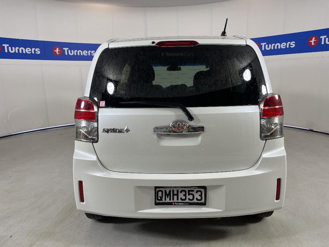 Photo '6' of Toyota Spade