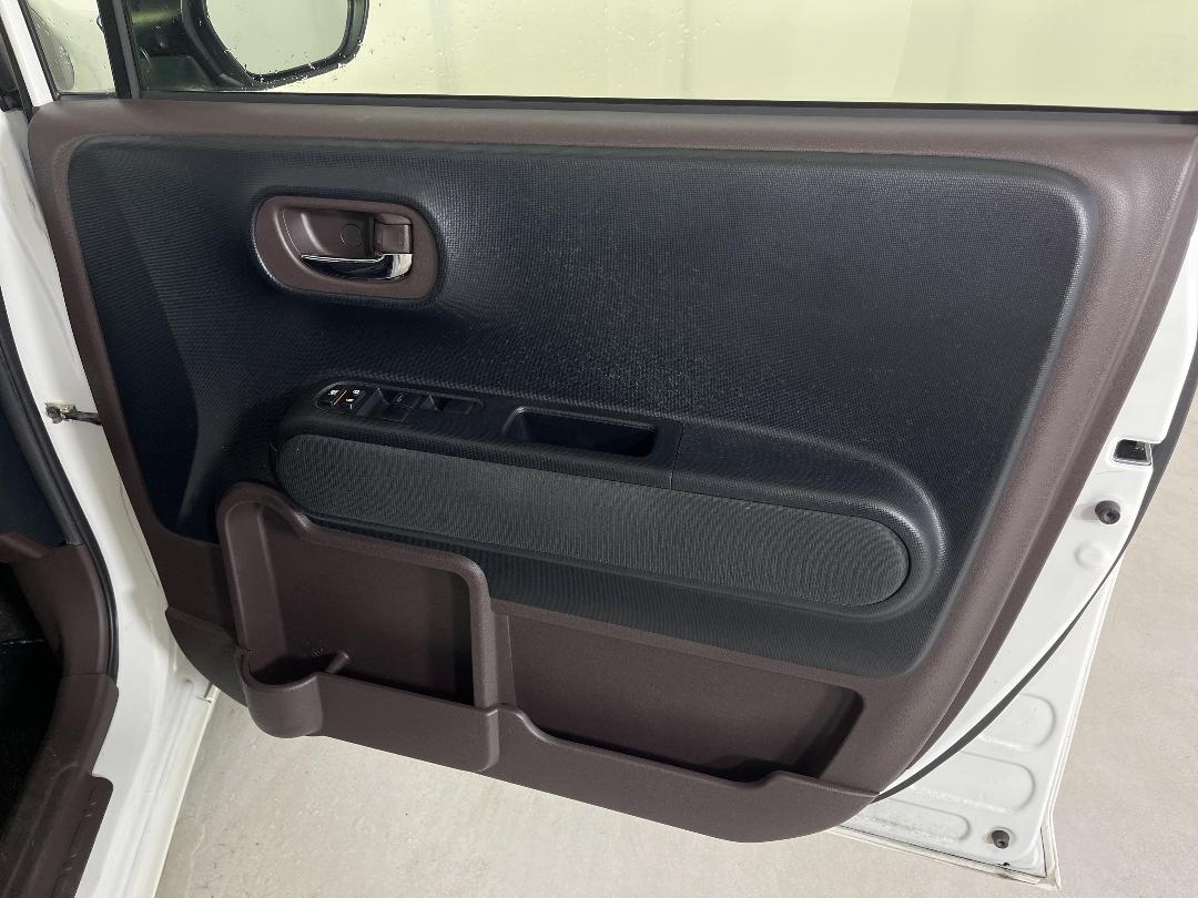 Photo '15' of Toyota Spade