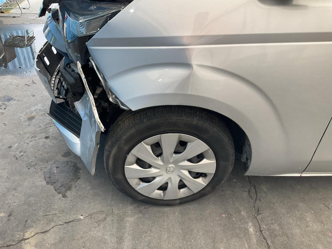 Photo '7' of Toyota Spade Photo '7' of Toyota Spade