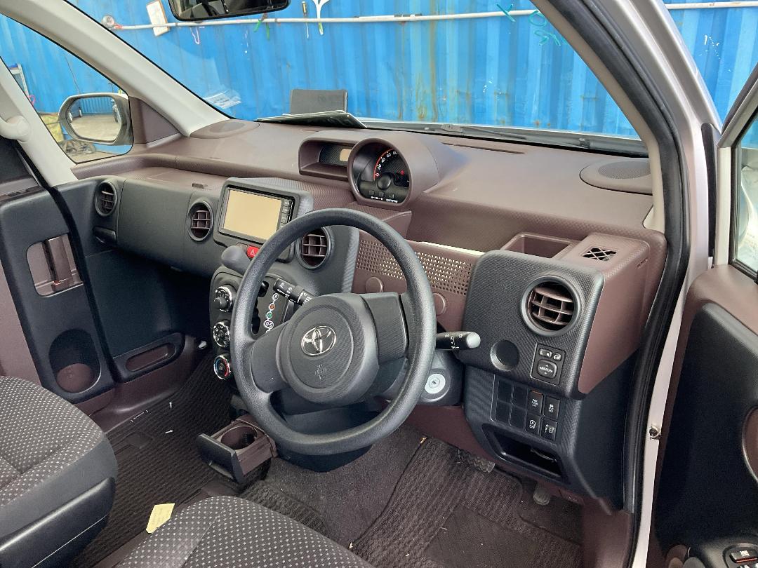 Photo '16' of Toyota Spade Photo '16' of Toyota Spade