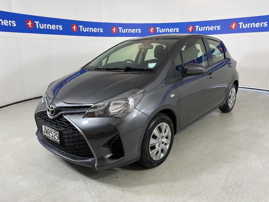 Photo '4' of Toyota Yaris