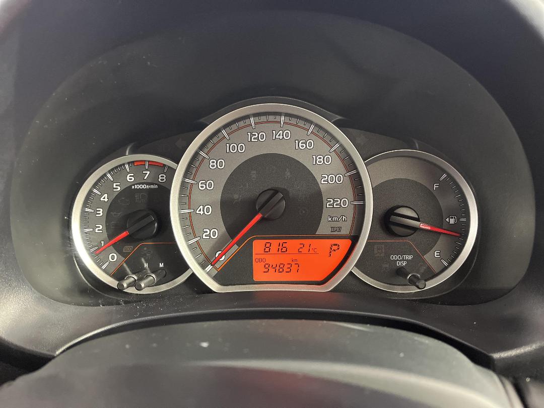 Photo '21' of Toyota Yaris