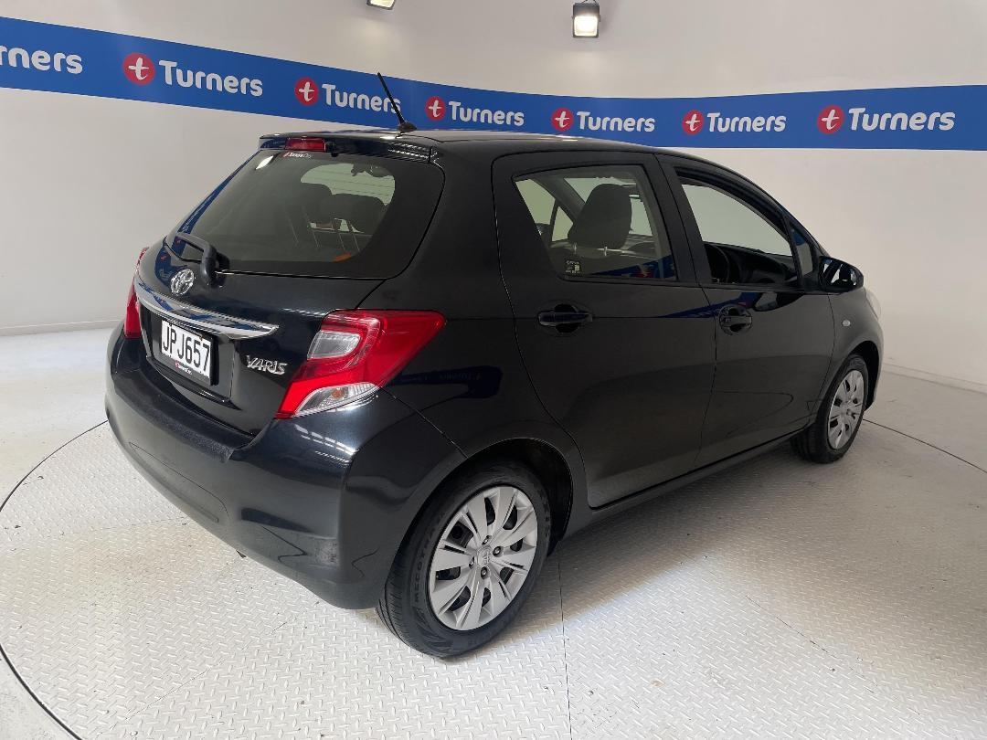 Photo '7' of Toyota Yaris Photo '7' of Toyota Yaris