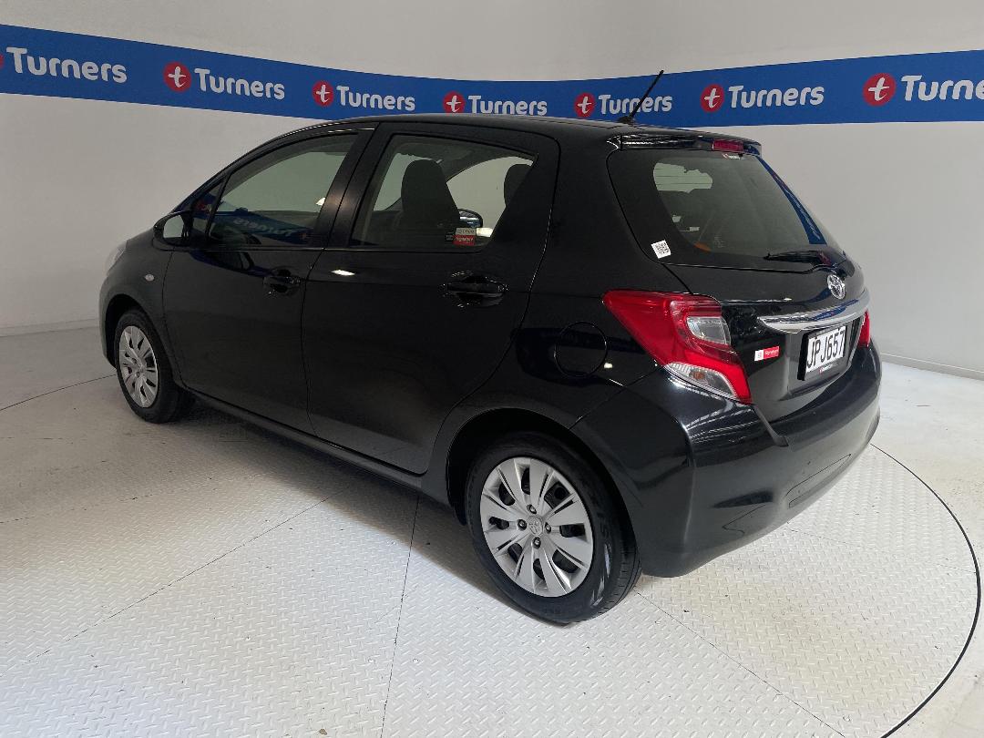 Photo '5' of Toyota Yaris Photo '5' of Toyota Yaris