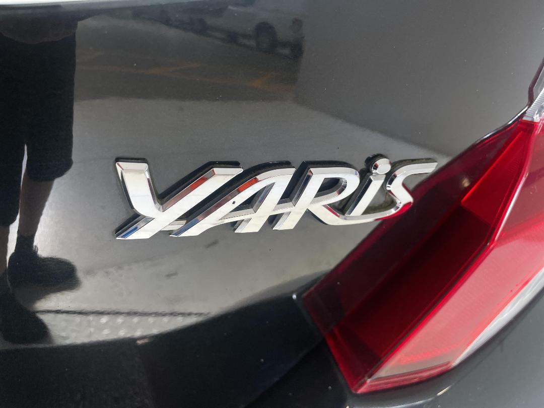 Photo '35' of Toyota Yaris Photo '35' of Toyota Yaris