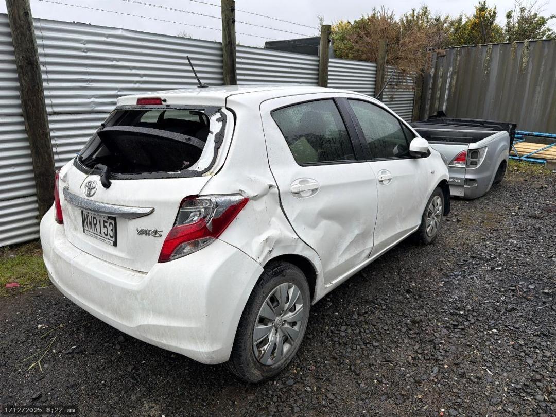 Photo '3' of Toyota Yaris GX Photo '3' of Toyota Yaris GX