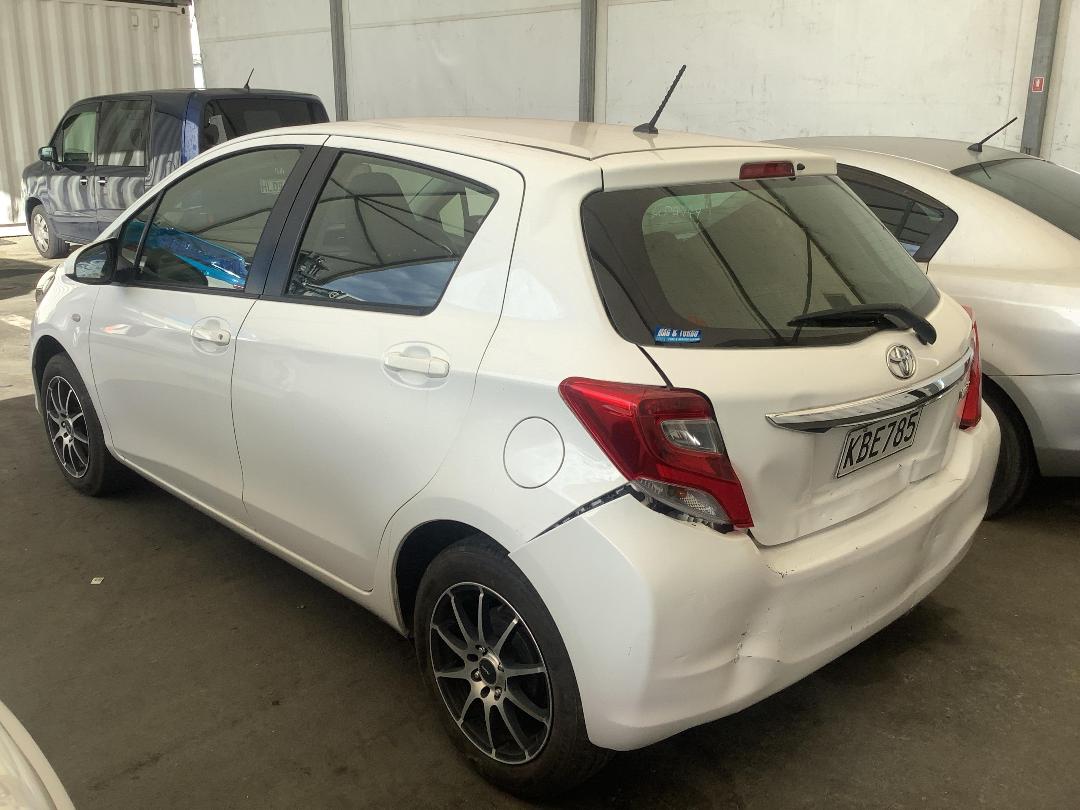 Photo '5' of Toyota Yaris GX Photo '5' of Toyota Yaris GX